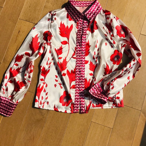 Silky Blouse - Picture 4 of 4